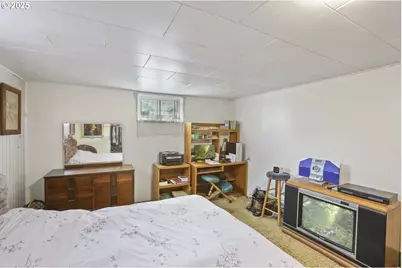 575 N Locust St, Canby, OR 97013 - Photo 26