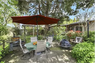 575 N Locust St, Canby, OR 97013 - Photo 38