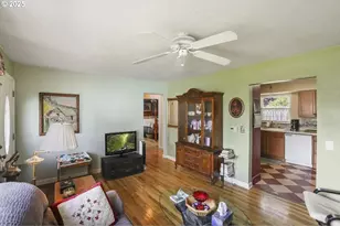 575 N Locust St, Canby, OR 97013 - Photo 10