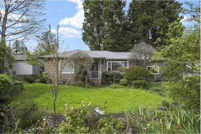 575 N Locust St, Canby, OR 97013 - Photo 1