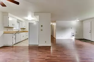 87810 Norman Ave, Veneta, OR 97487 - Photo 14