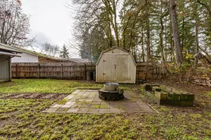 87810 Norman Ave, Veneta, OR 97487 - Photo 34