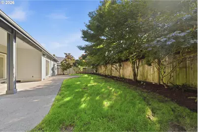 1718 Victorian Way, Eugene, OR 97401 - Photo 34