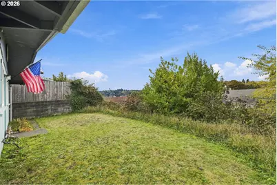 423 7th Ave, Coos Bay, OR 97420 - Photo 32