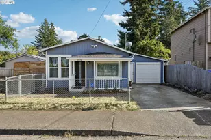 8318 SE Knapp St, Portland, OR 97266 - Photo 2
