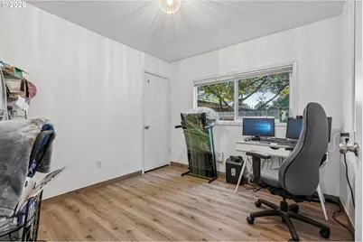 8318 SE Knapp St, Portland, OR 97266 - Photo 22