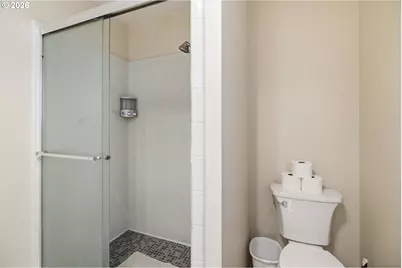 270 Glenwood Ct, Roseburg, OR 97471 - Photo 40