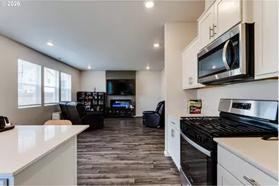 2932 V St, Springfield, OR 97477 - Photo 20