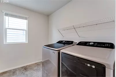 2932 V St, Springfield, OR 97477 - Photo 30