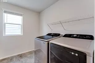 2932 V St, Springfield, OR 97477 - Photo 30