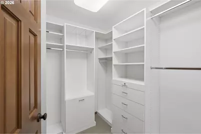 4830 SW Dosch Park Ln, Portland, OR 97239 - Photo 34