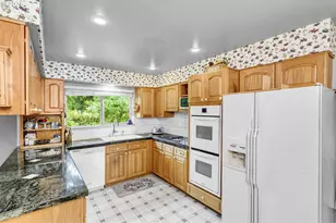 1114 NE 137th Ave, Portland, OR 97230 - Photo 14