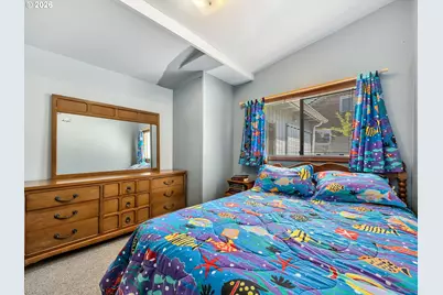 337 6th Ave, Seaside, OR 97138 - Photo 24
