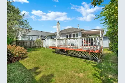 337 6th Ave, Seaside, OR 97138 - Photo 2