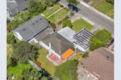 337 6th Ave, Seaside, OR 97138 - Photo 28
