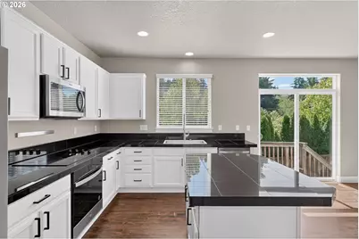 8434 SW 186th Ave, Beaverton, OR 97007 - Photo 8