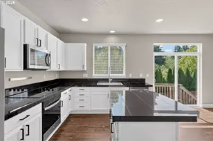 8434 SW 186th Ave, Beaverton, OR 97007 - Photo 8