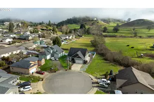 191 SE Callaham Ct, Myrtle Creek, OR 97457 - Photo 44