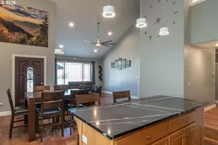 191 SE Callaham Ct, Myrtle Creek, OR 97457 - Photo 16