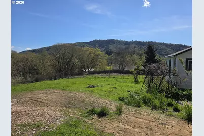 4341 Happy Valley Rd, Roseburg, OR 97471 - Photo 8