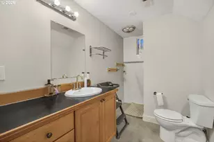 7927 N Edison St, Portland, OR 97203 - Photo 20
