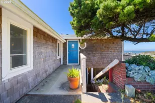 1370 Beach Loop Dr, Bandon, OR 97411 - Photo 2