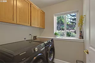 8932 SW 149th Pl, Beaverton, OR 97007 - Photo 4