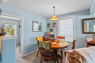 1449 Myrtle Ave, Coos Bay, OR 97420 - Photo 14