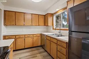 5122 Sunnyside Rd SE, Salem, OR 97306 - Photo 10
