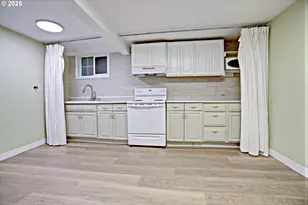 4831 N Vanderbilt St, Portland, OR 97203 - Photo 30