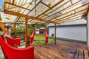 385 24th St, Salem, OR 97301 - Photo 18