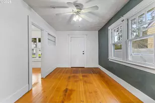 385 24th St, Salem, OR 97301 - Photo 6