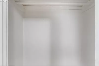 385 24th St, Salem, OR 97301 - Photo 16