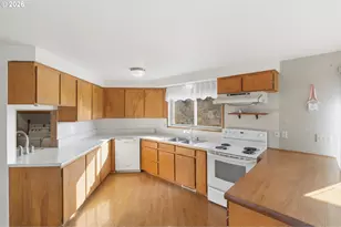 27914 Walkerwood Ln, Sweet Home, OR 97386 - Photo 18