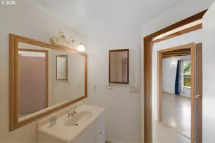 27914 Walkerwood Ln, Sweet Home, OR 97386 - Photo 22