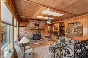 520 Brimstone Rd, Wolf Creek, OR 97497 - Photo 2