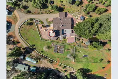 520 Brimstone Rd, Wolf Creek, OR 97497 - Photo 34