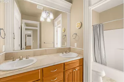 14053 SE Claremont St, Happy Valley, OR 97086 - Photo 32