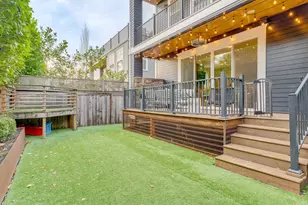 2416 NE Regents Dr, Portland, OR 97212 - Photo 22