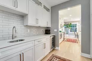 2416 NE Regents Dr, Portland, OR 97212 - Photo 16