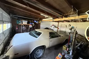 827 E 11th St, Coquille, OR 97423 - Photo 16