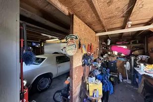 827 E 11th St, Coquille, OR 97423 - Photo 14