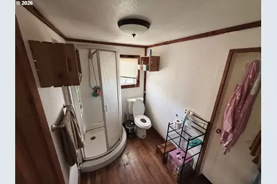 827 E 11th St, Coquille, OR 97423 - Photo 38