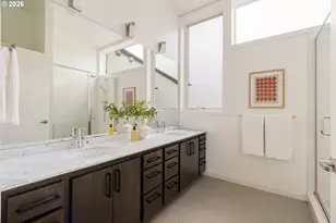 245 SW Meade St, Portland, OR 97201 - Photo 20
