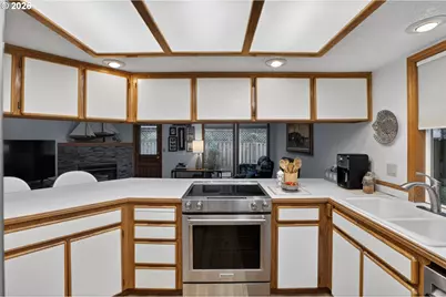 10602 SW Kent St, Portland, OR 97224 - Photo 18