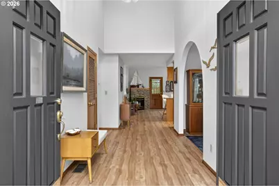 10602 SW Kent St, Portland, OR 97224 - Photo 4