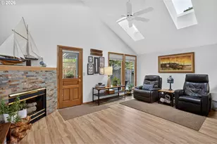 10602 SW Kent St, Portland, OR 97224 - Photo 12