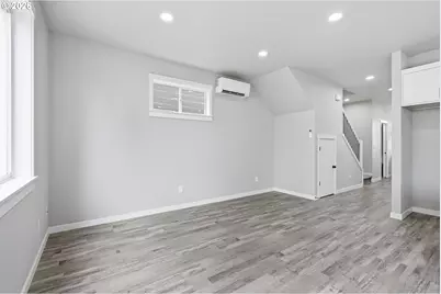 3159 NE 117th Ave, Portland, OR 97220 - Photo 8