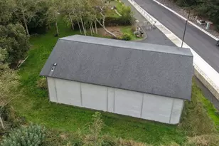 565 Lindy Ln, Coos Bay, OR 97420 - Photo 4