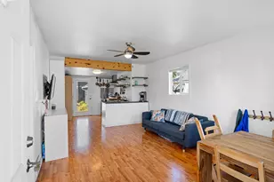 8130 SE Yamhill St, Portland, OR 97215 - Photo 36